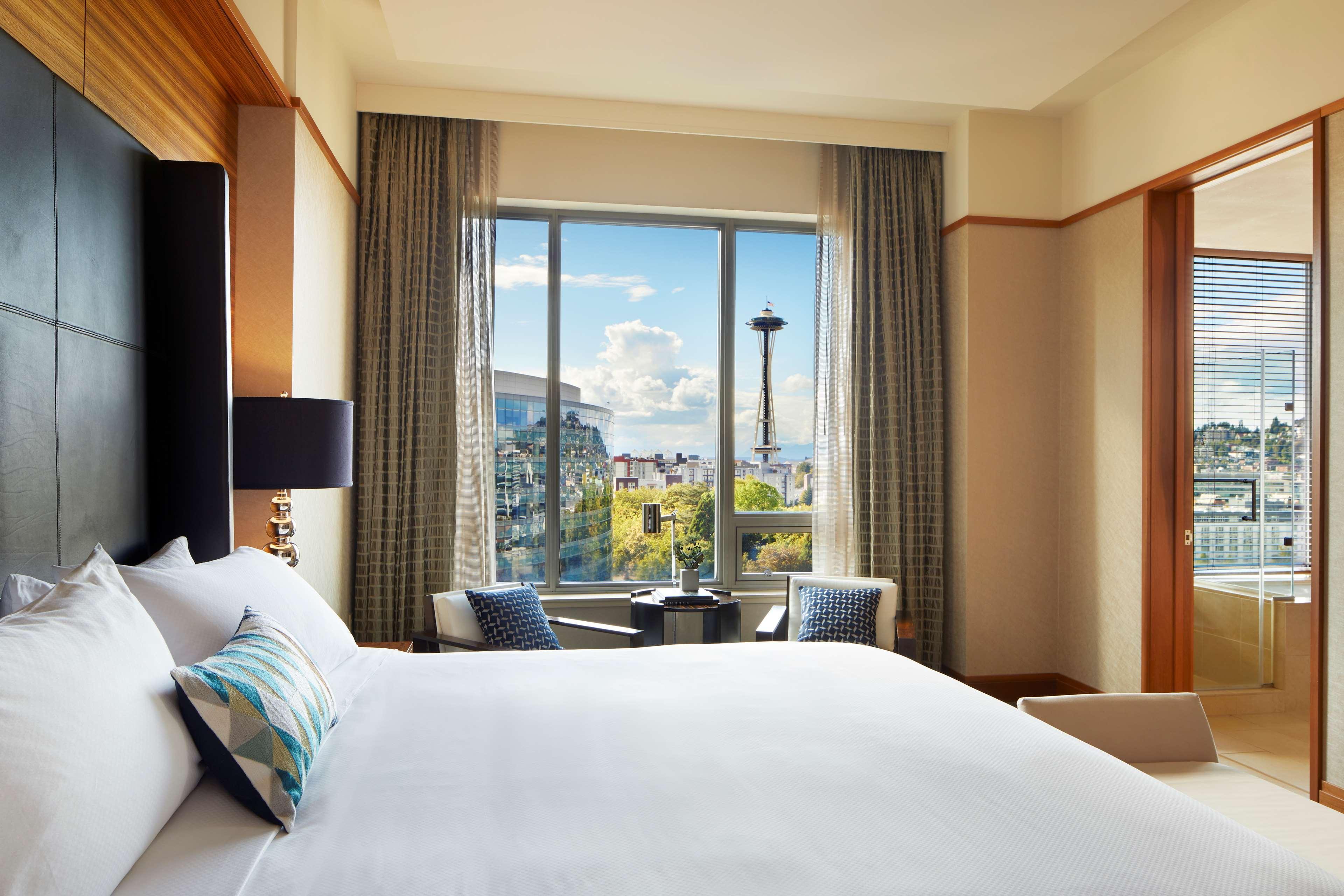 แพน แปซิฟิก ซีแอตเทิล Hotel ภายนอก รูปภาพ A guest room at the Westin Seattle